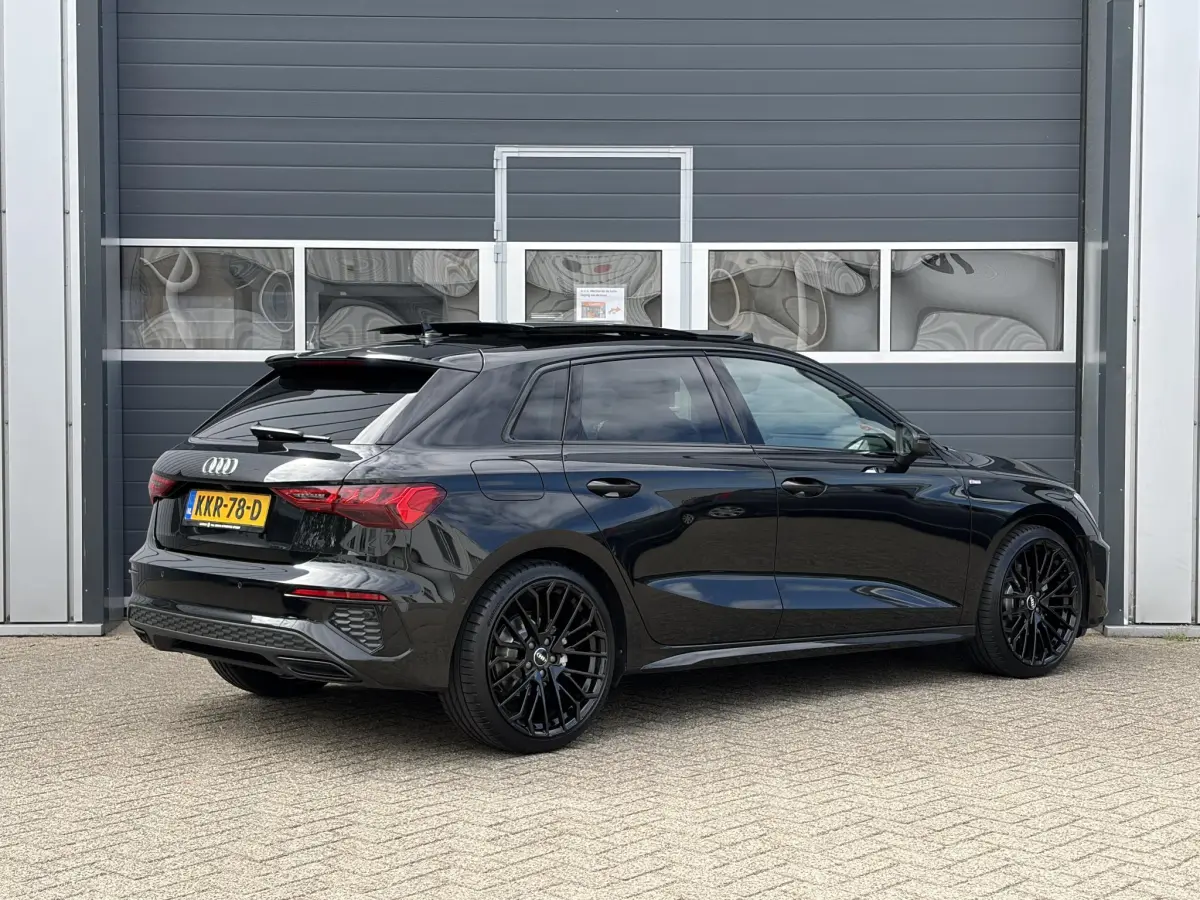 A3 Sportback 35 TFSI 3x S Line edition | Pano | B&O | Camera | Elek stoelen | 19 inch |