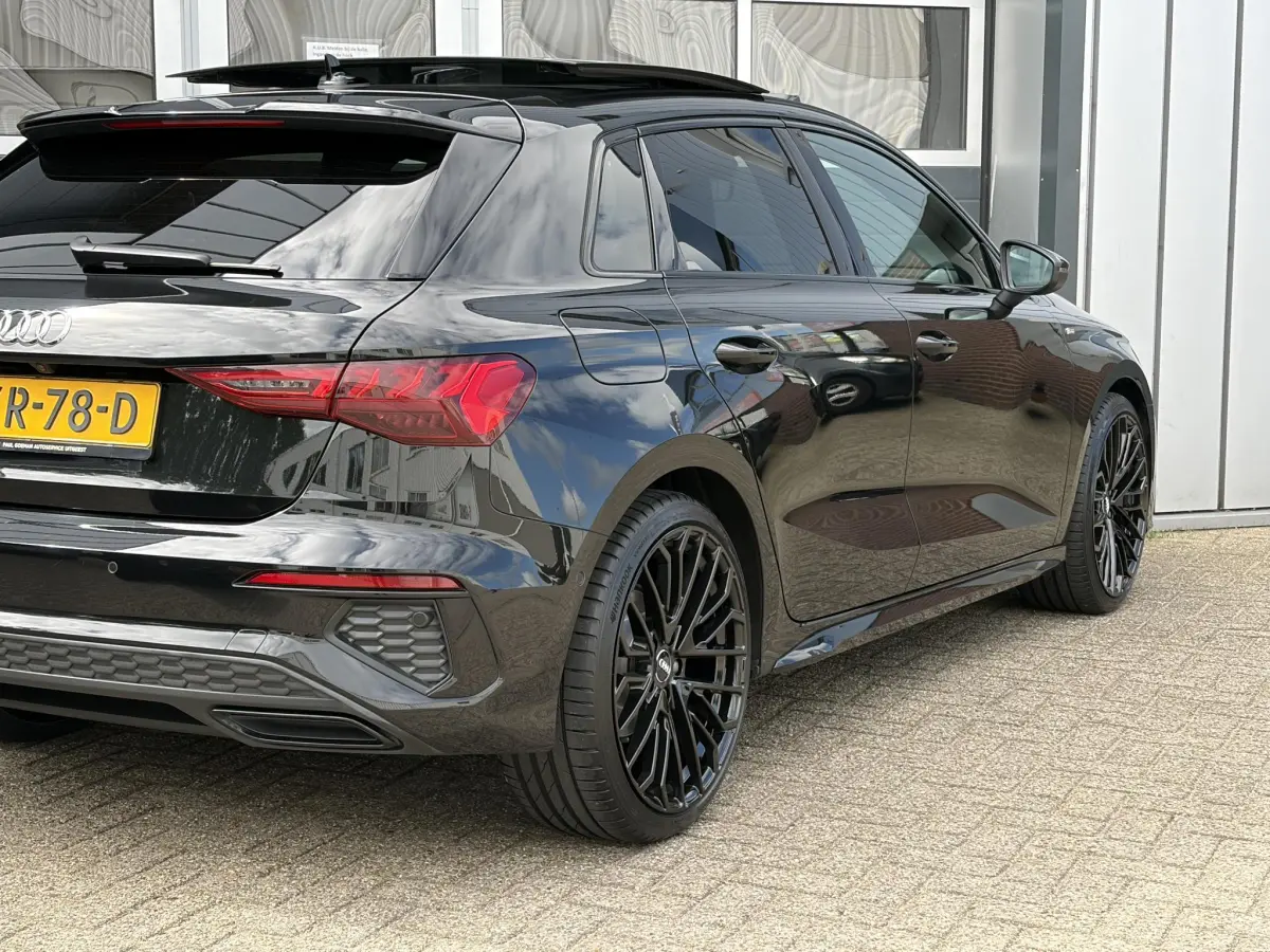 A3 Sportback 35 TFSI 3x S Line edition | Pano | B&O | Camera | Elek stoelen | 19 inch |