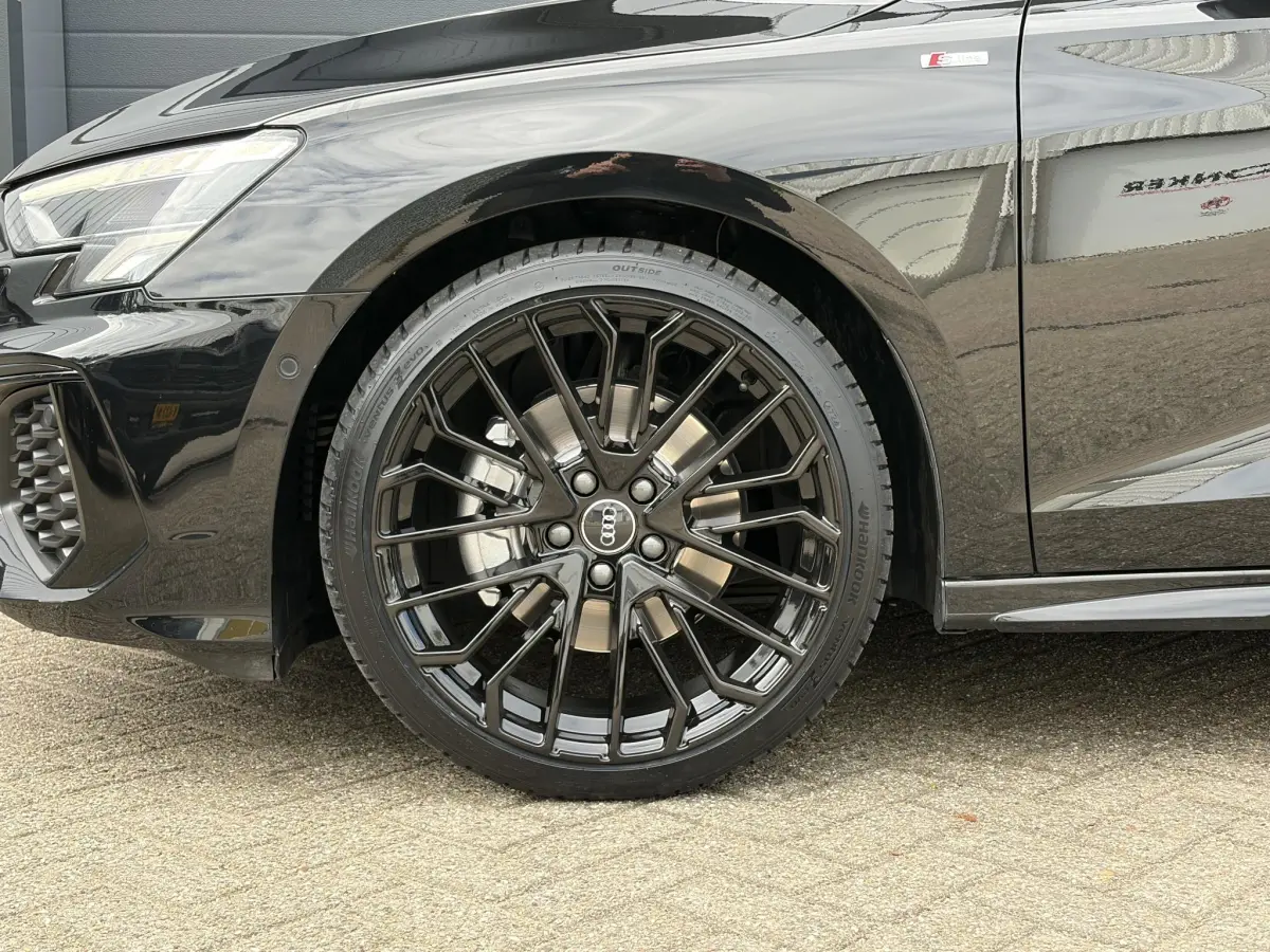 A3 Sportback 35 TFSI 3x S Line edition | Pano | B&O | Camera | Elek stoelen | 19 inch |