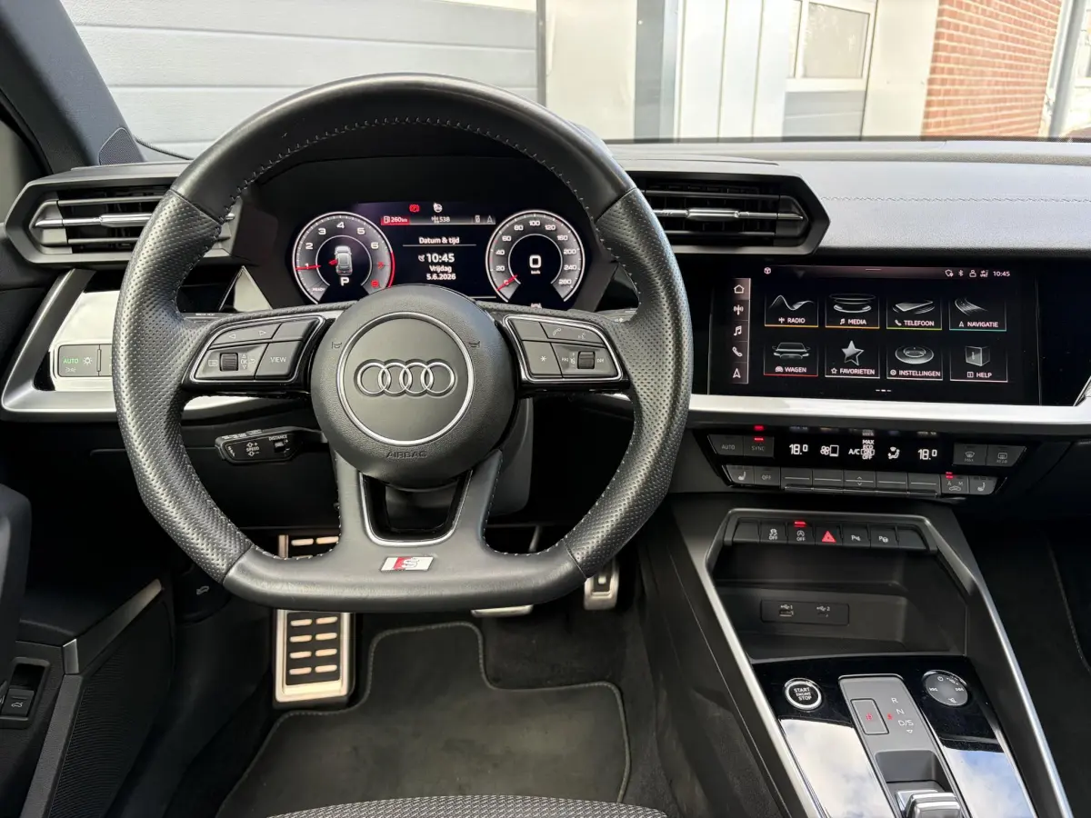 A3 Sportback 35 TFSI 3x S Line edition | Pano | B&O | Camera | Elek stoelen | 19 inch |