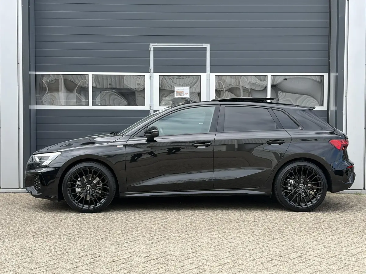 A3 Sportback 35 TFSI 3x S Line edition | Pano | B&O | Camera | Elek stoelen | 19 inch |
