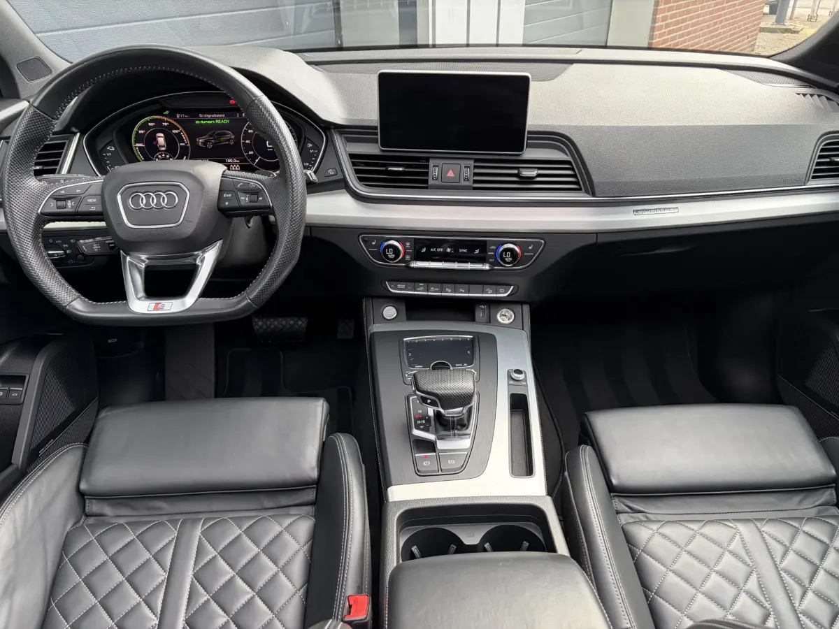 Q5 55 TFSI e quattro Competition 3x S Line | Head-Up | Pano | Lucht vering | Keyless | RS stoelen | Ful