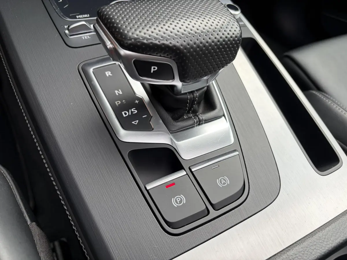 Q5 55 TFSI e quattro Competition 3x S Line | Head-Up | Pano | Lucht vering | Keyless | RS stoelen | Ful