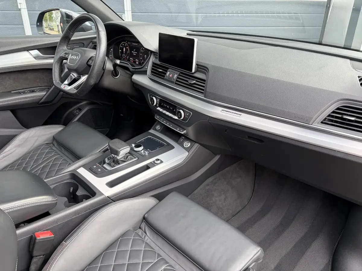 Q5 55 TFSI e quattro Competition 3x S Line | Head-Up | Pano | Lucht vering | Keyless | RS stoelen | Ful