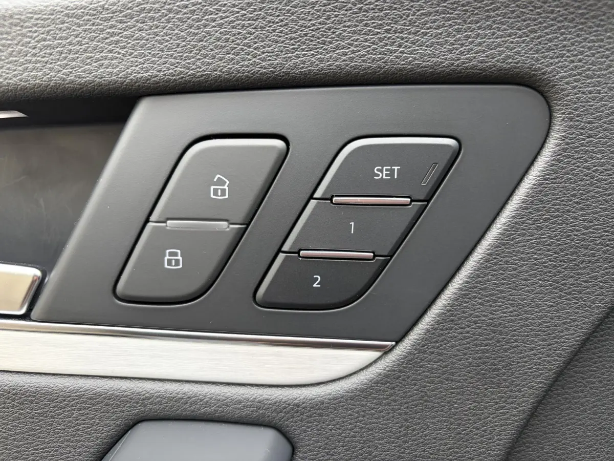 Q5 55 TFSI e quattro Competition 3x S Line | Head-Up | Pano | Lucht vering | Keyless | RS stoelen | Ful