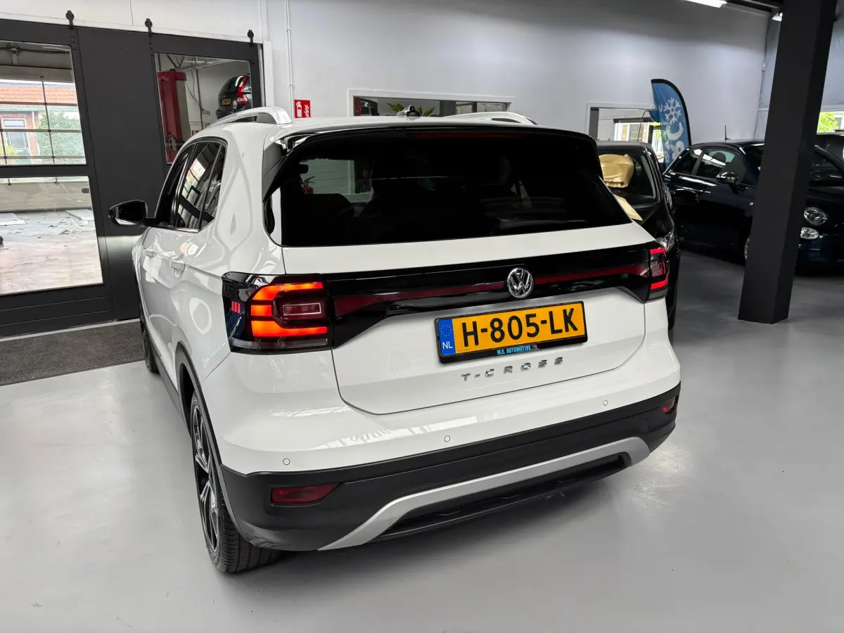 T-Cross 1.0 TSI Style / Navigatie / Stoelverwarming