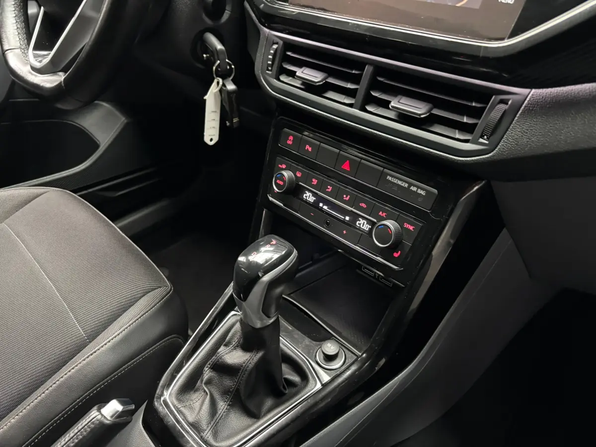 T-Cross 1.0 TSI Style / Navigatie / Stoelverwarming