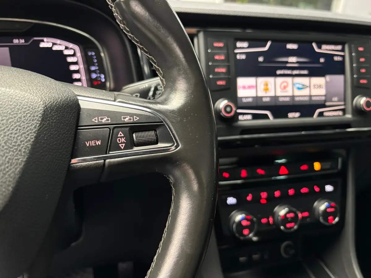 Ateca 1.5 TSI Xcellence / Carplay / Pano / Trekhaak