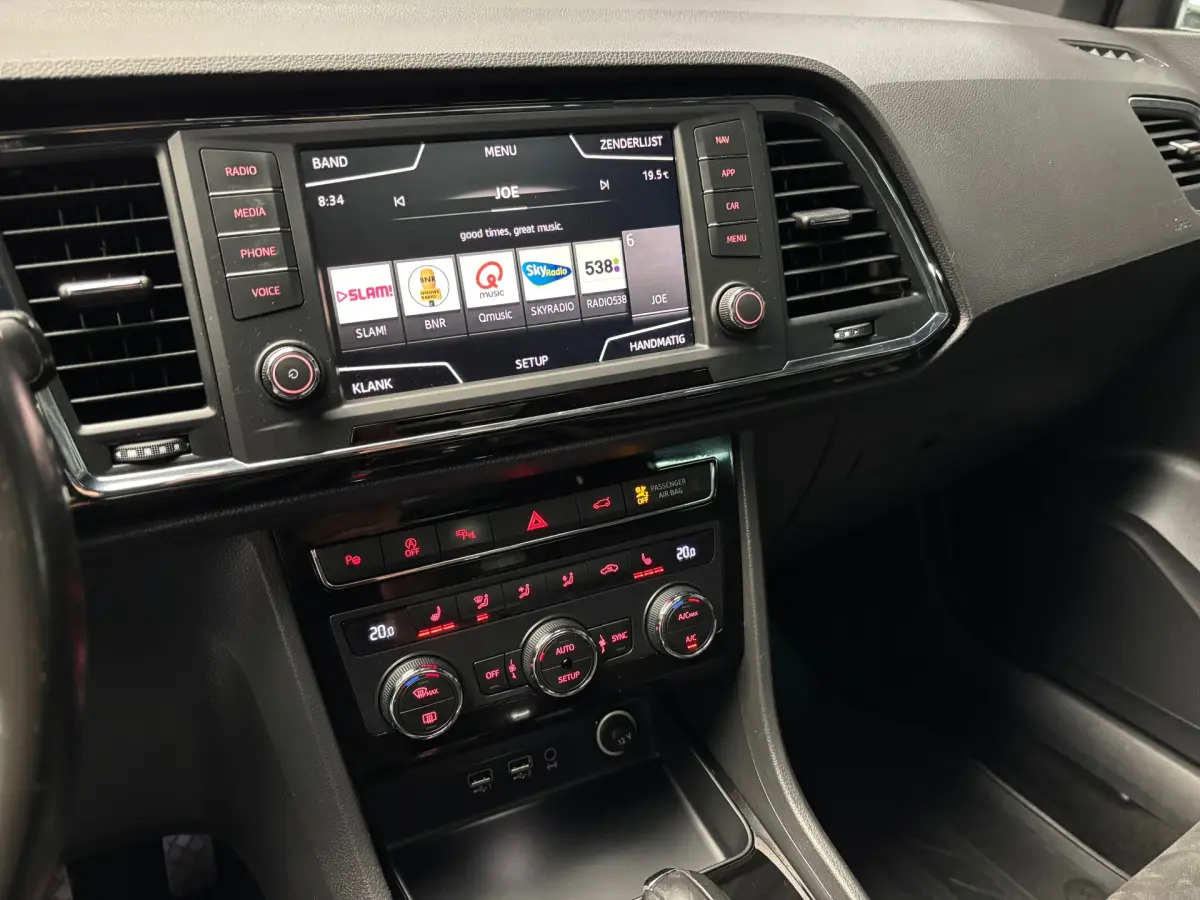 Ateca 1.5 TSI Xcellence / Carplay / Pano / Trekhaak