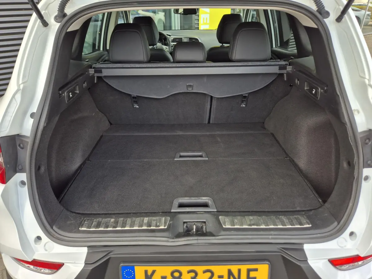 Kadjar 1.3 TCe 140 EDC AUTOMAAT Intens Leder interieur, Camera, Navigatie, Trekhaak, Easy Life Pack
