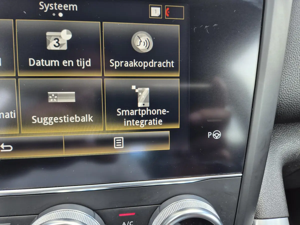 Kadjar 1.3 TCe 140 EDC AUTOMAAT Intens Leder interieur, Camera, Navigatie, Trekhaak, Easy Life Pack