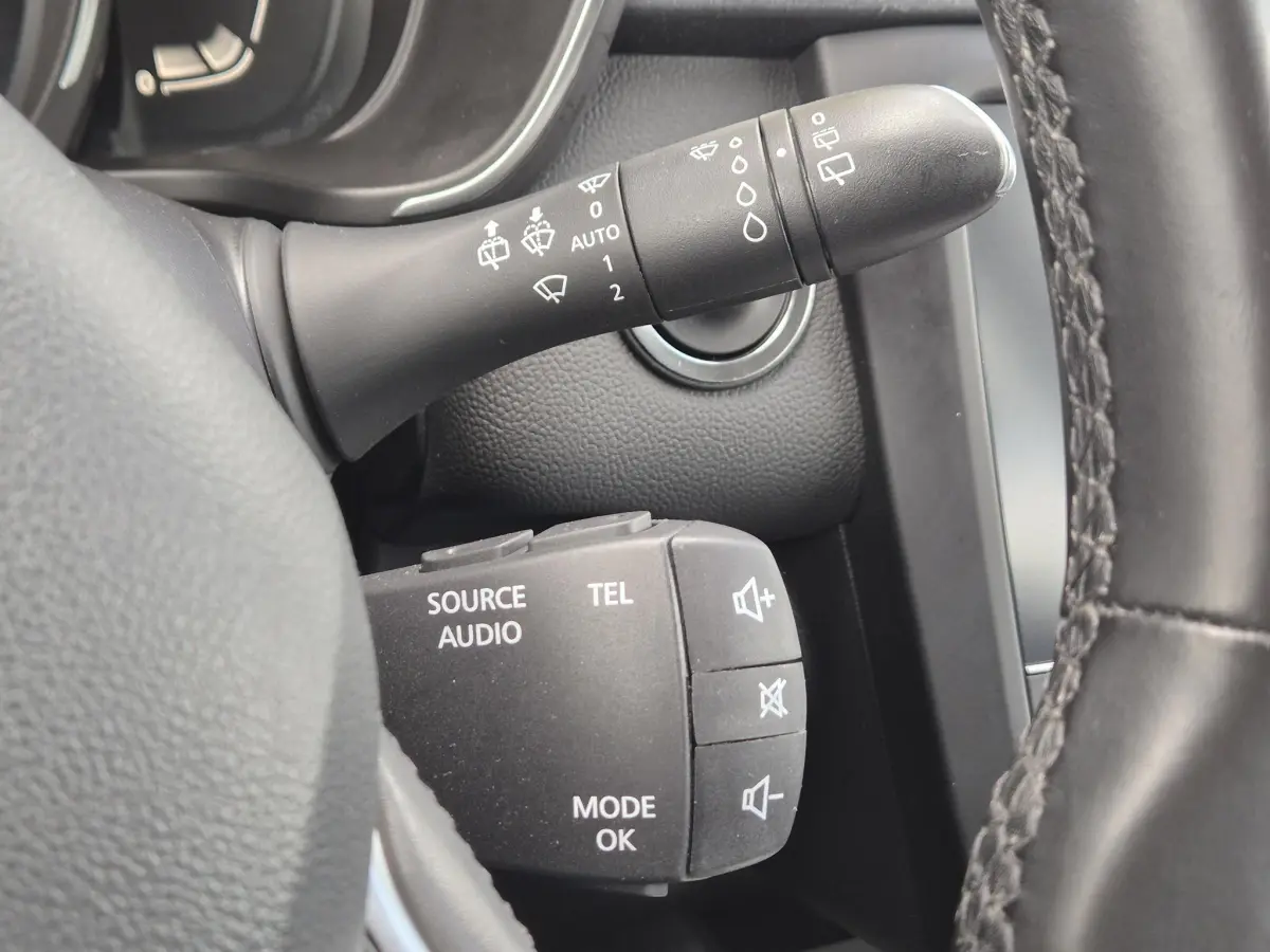 Kadjar 1.3 TCe 140 EDC AUTOMAAT Intens Leder interieur, Camera, Navigatie, Trekhaak, Easy Life Pack
