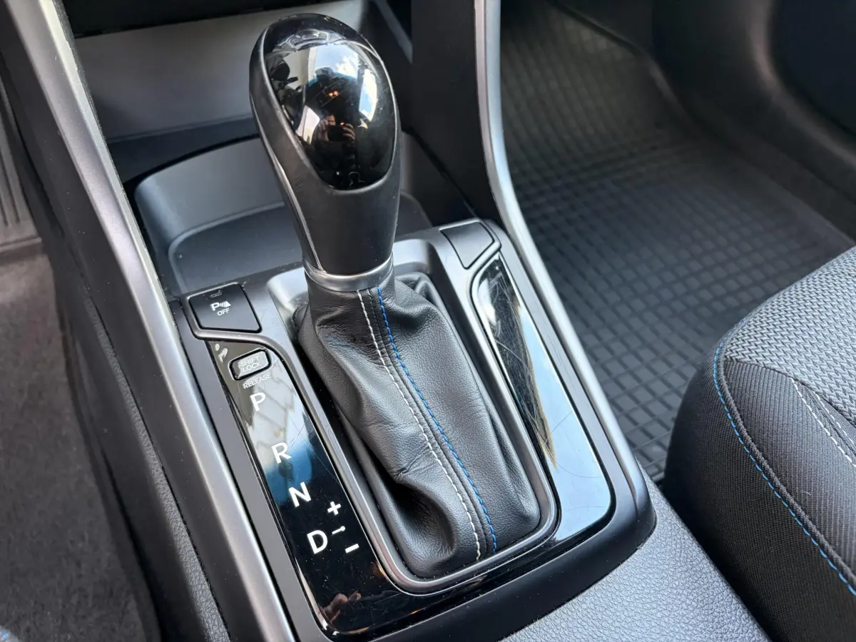 i30 Wagon 1.6 GDi Comfort | Parkeer sensoren | Stoel verwarming | Climate | Airco |
