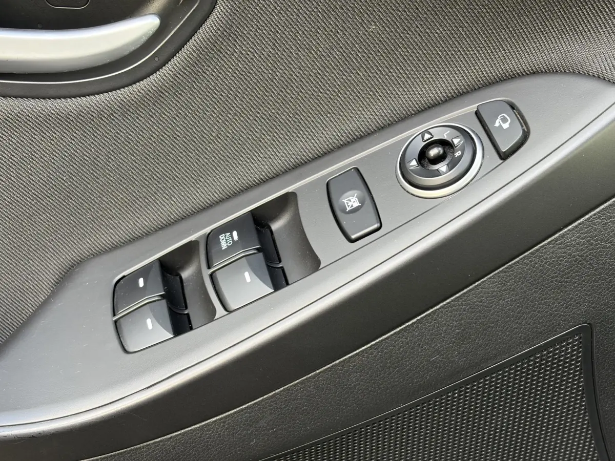 i30 Wagon 1.6 GDi Comfort | Parkeer sensoren | Stoel verwarming | Climate | Airco |