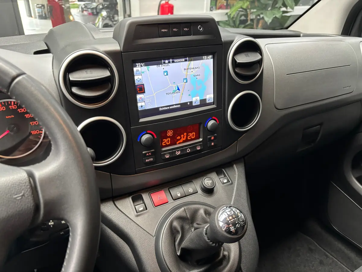 Berlingo 1.2 PureTech XTR / Navi / Trekhaak