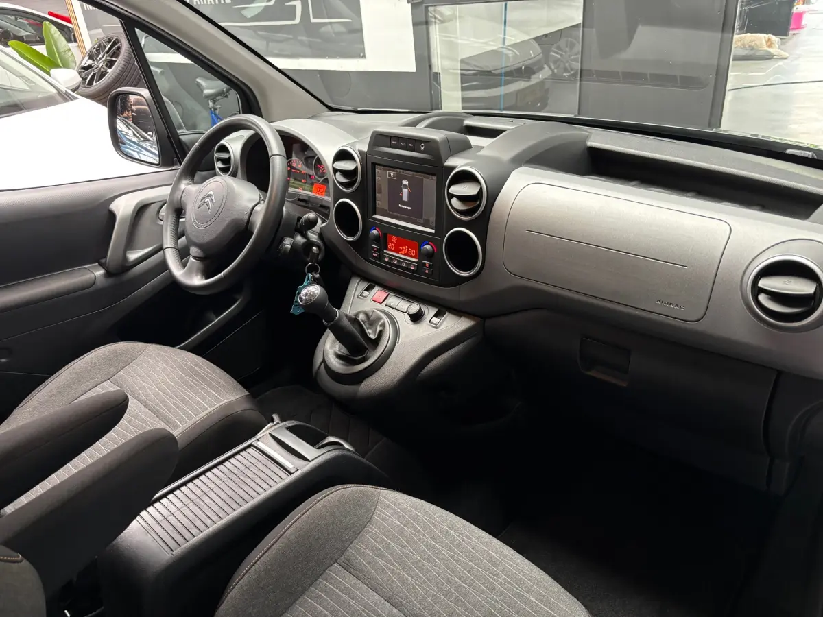Berlingo 1.2 PureTech XTR / Navi / Trekhaak