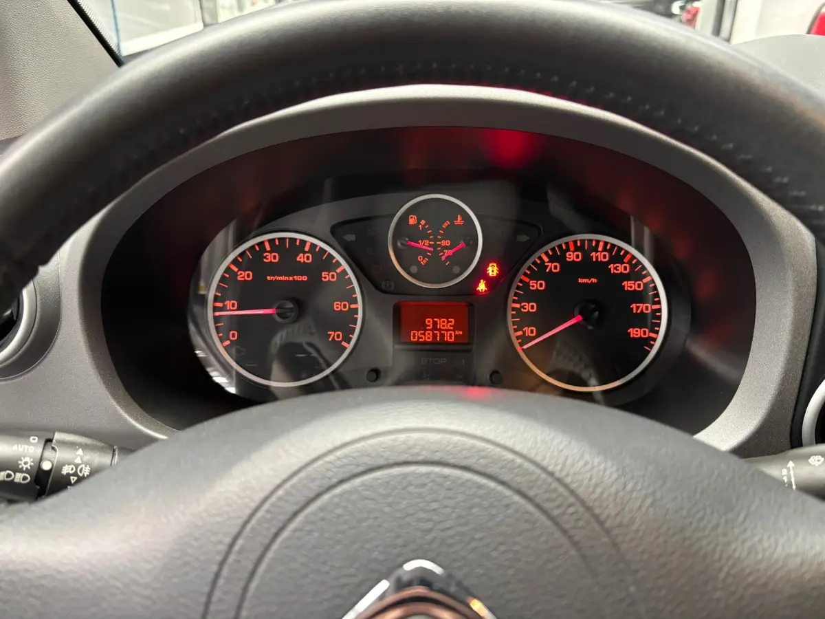 Berlingo 1.2 PureTech XTR / Navi / Trekhaak