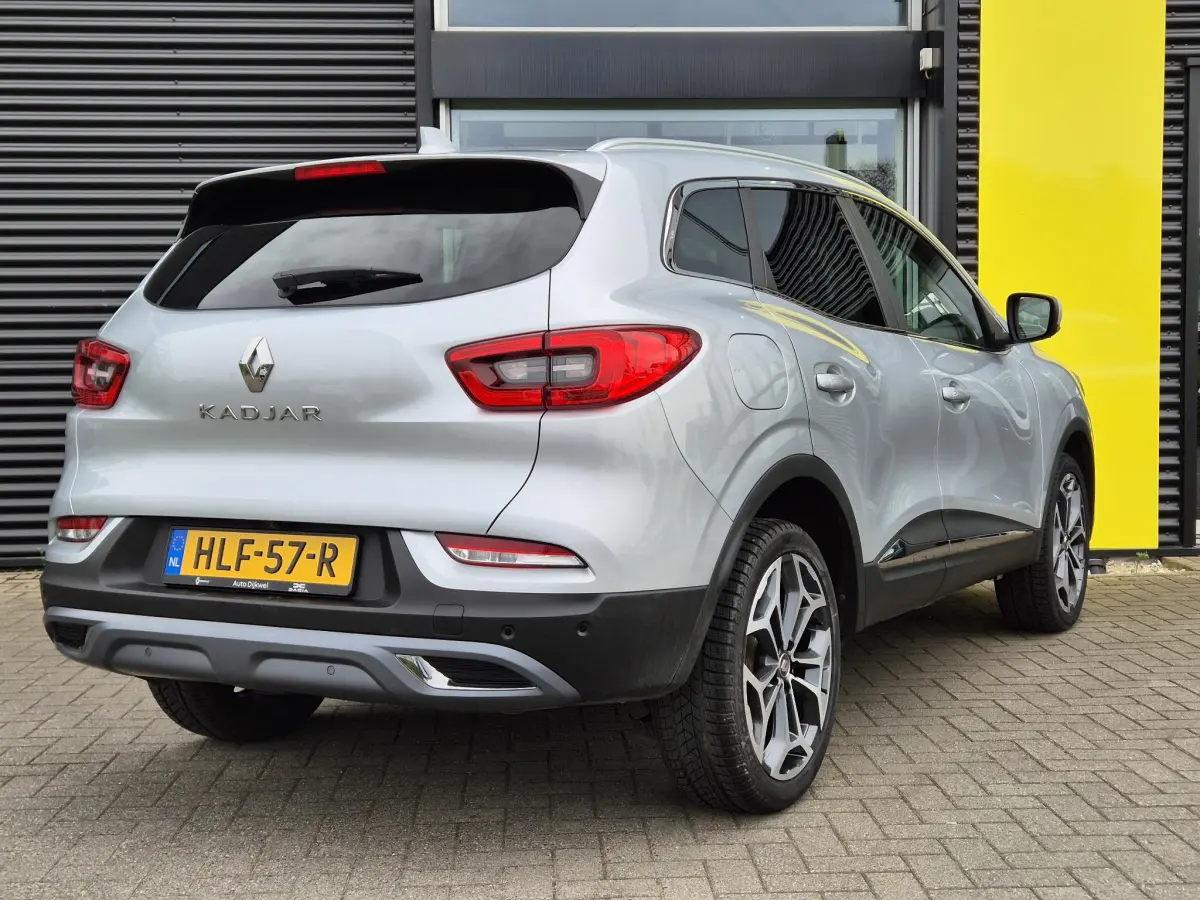 Kadjar 1.3 TCe 140 EDC AUTOMAAT Techno All Season banden, LED, Blind Spot detectie, Camera, Navigatie, Appl