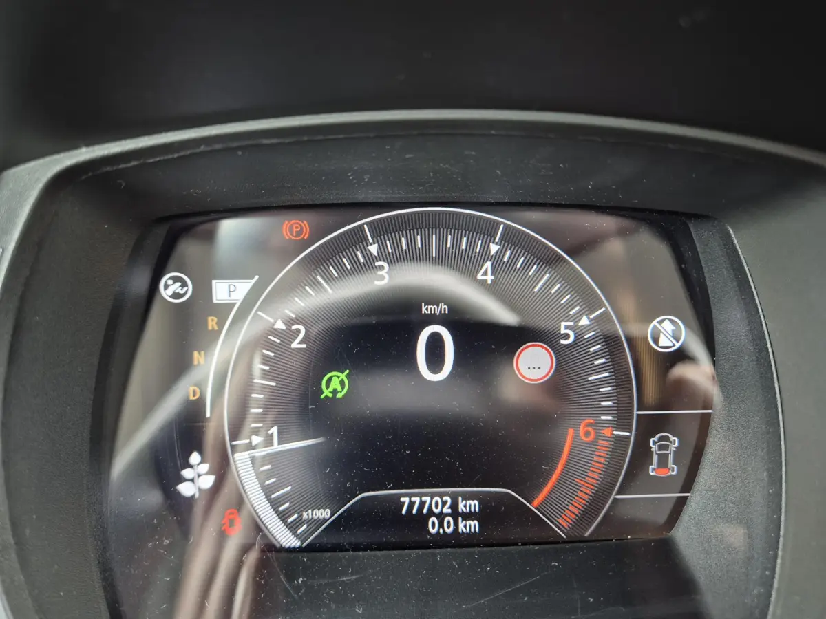 Kadjar 1.3 TCe 140 EDC AUTOMAAT Techno All Season banden, LED, Blind Spot detectie, Camera, Navigatie, Appl