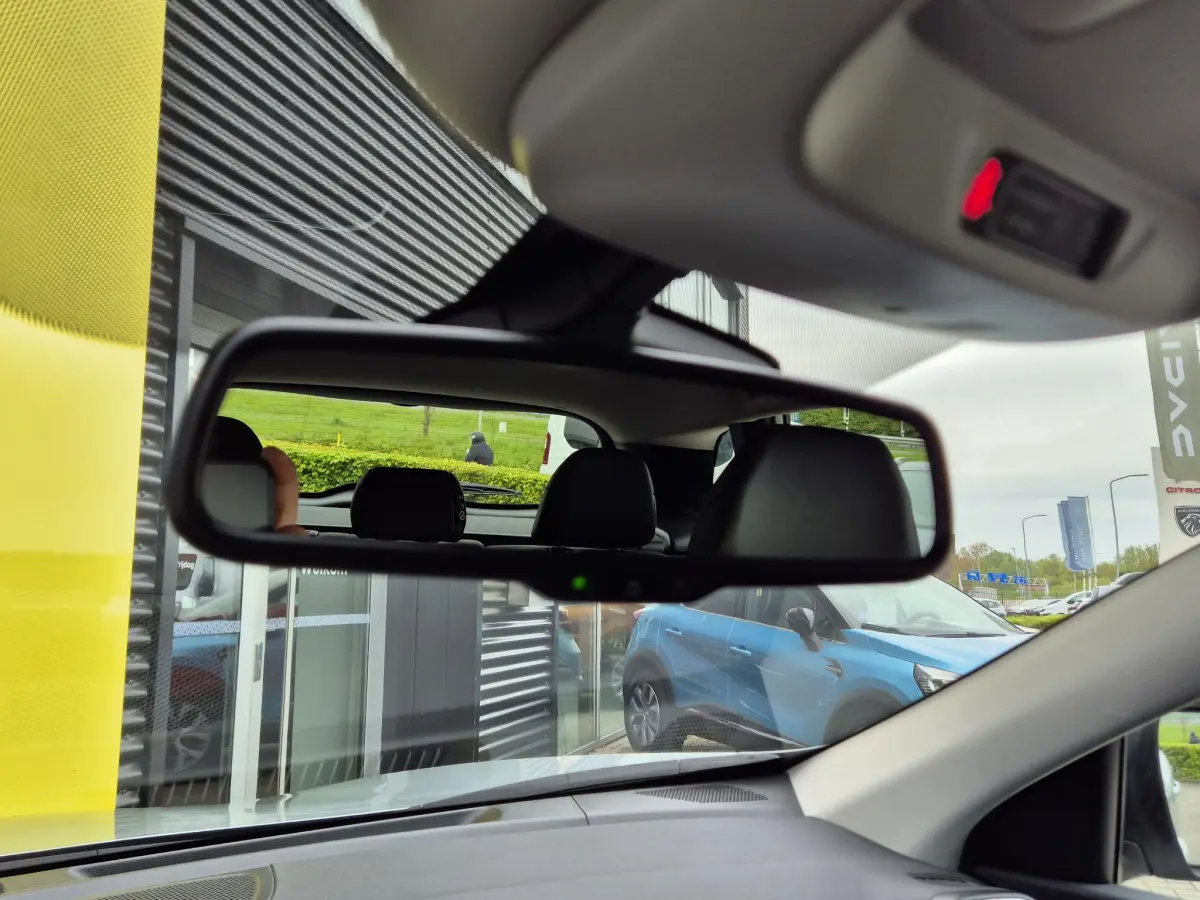 Kadjar 1.3 TCe 140 EDC AUTOMAAT Techno All Season banden, LED, Blind Spot detectie, Camera, Navigatie, Appl