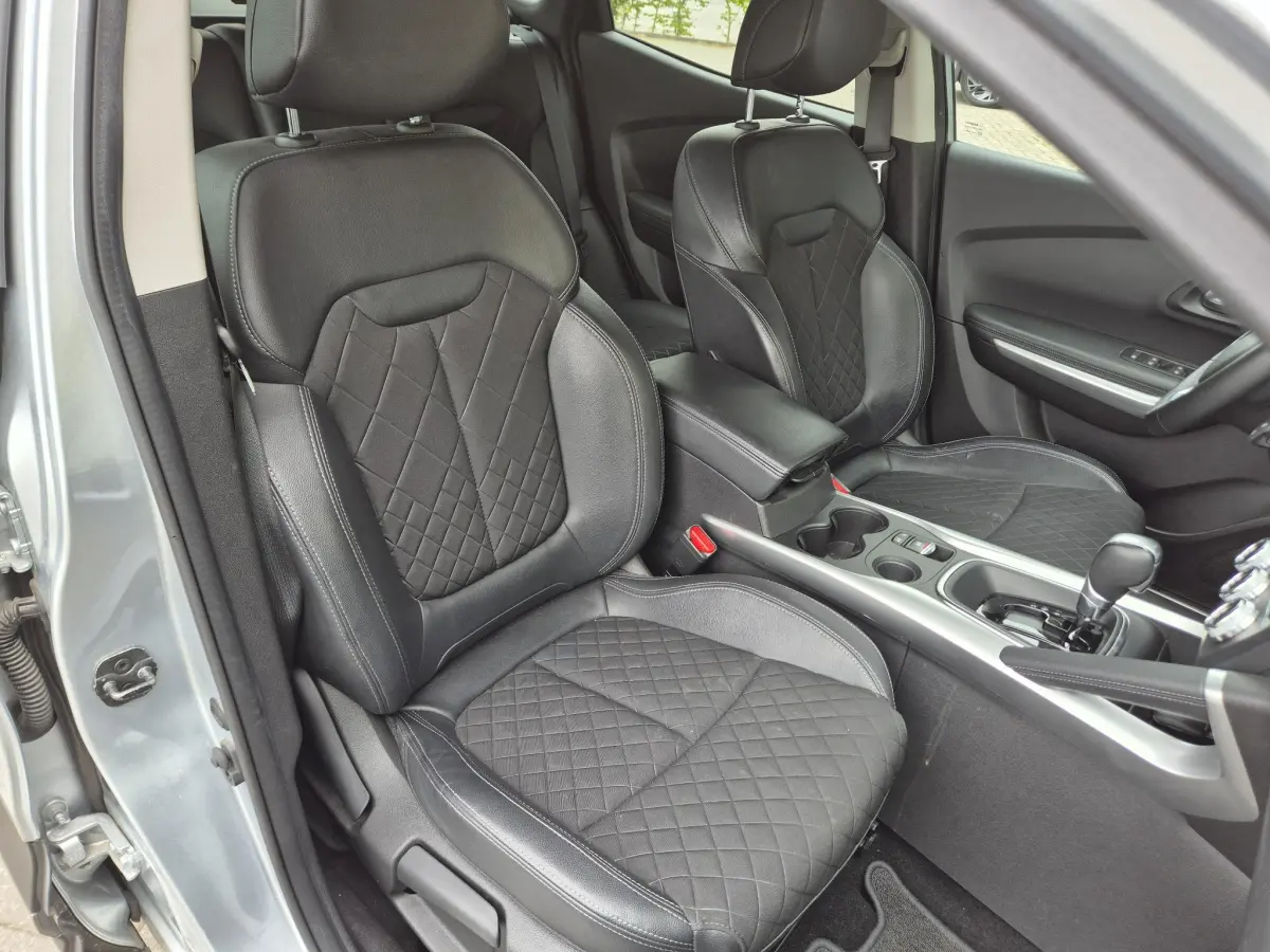 Kadjar 1.3 TCe 140 EDC AUTOMAAT Techno All Season banden, LED, Blind Spot detectie, Camera, Navigatie, Appl