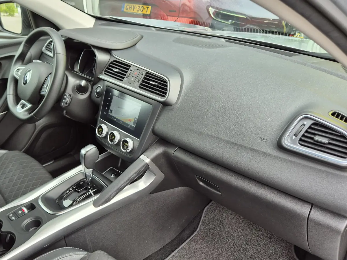 Kadjar 1.3 TCe 140 EDC AUTOMAAT Techno All Season banden, LED, Blind Spot detectie, Camera, Navigatie, Appl