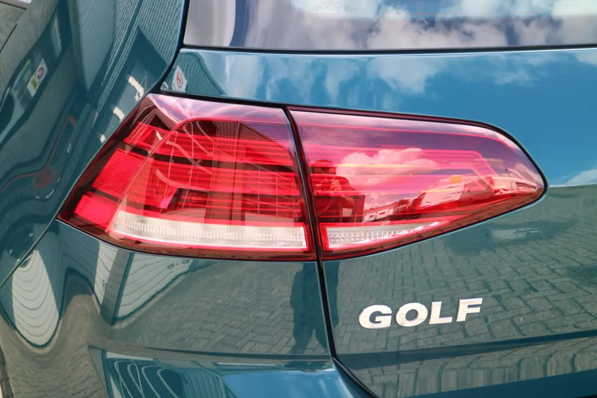 Golf 1.0 TSI Comfortline | PDC | Stoelverwarming |
