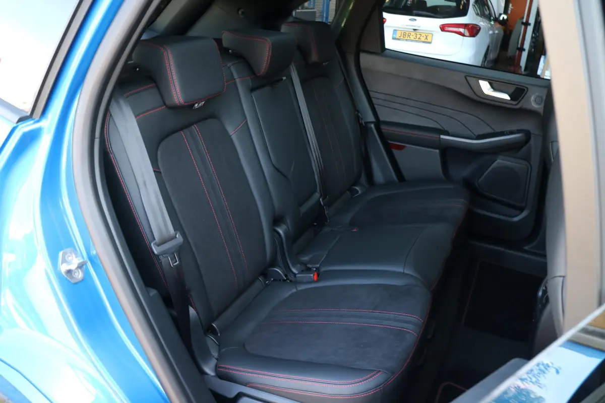 Kuga 2.5 PHEV ST-Line X | Navi | Pano | Nieuw! |