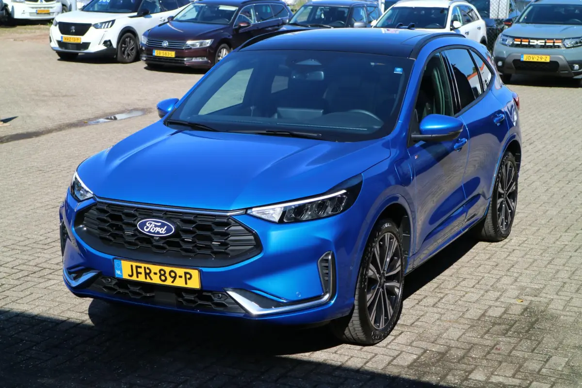 Kuga 2.5 PHEV ST-Line X | Navi | Pano | Nieuw! |