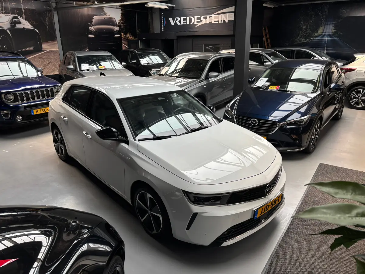 Astra 1.6 Hybrid Edition Carplay