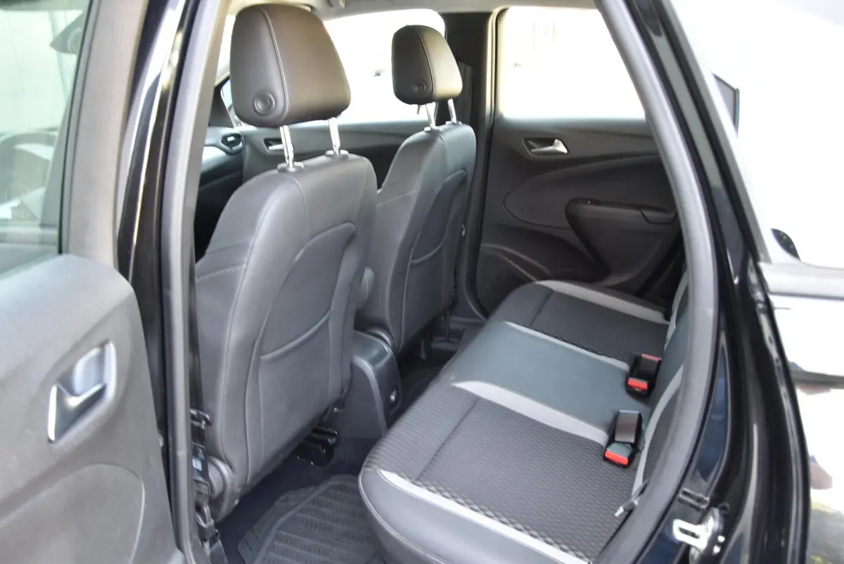 Crossland X 1.2 Turbo | Cruise | Carplay | Trekhaak |