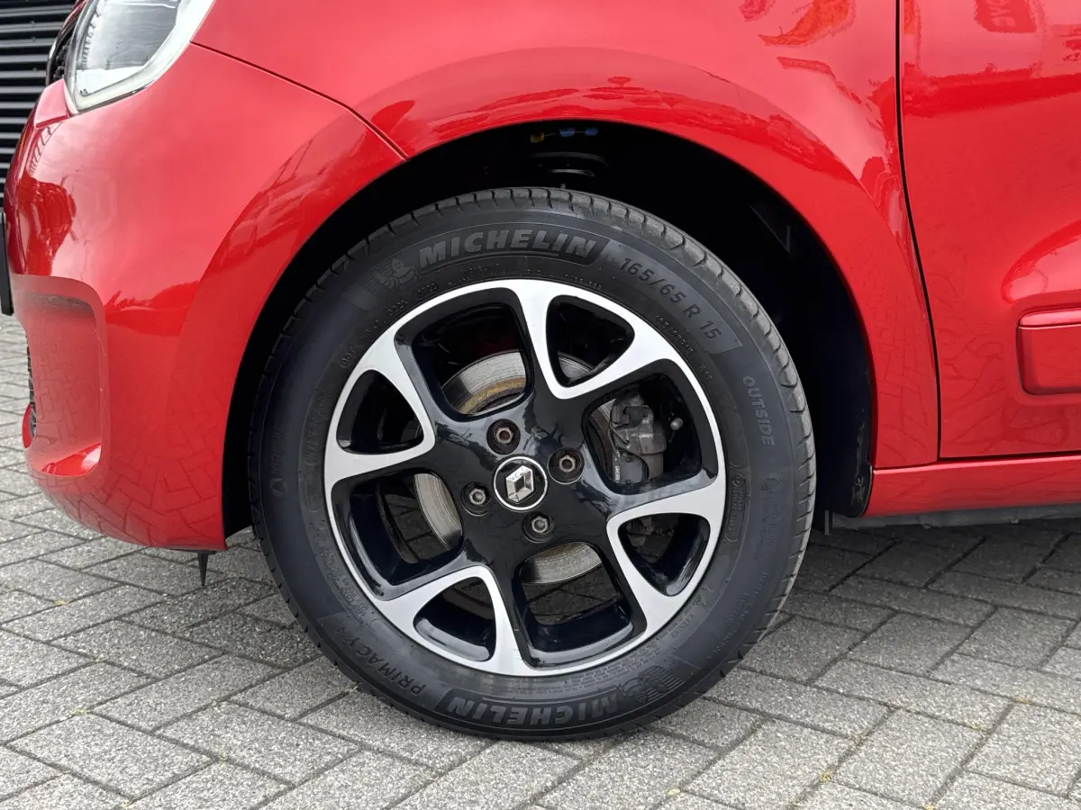 Twingo 1.0 SCe Intens Climate Control, Cruise Control, Android/Apple Auto, P-sensoren