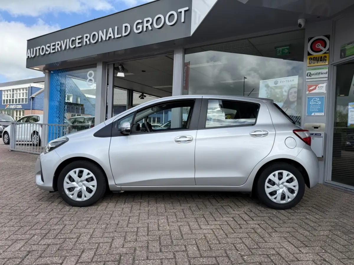 Yaris 1.5 VVT-i Active | Airco | Automaat | Airco | Camera achter