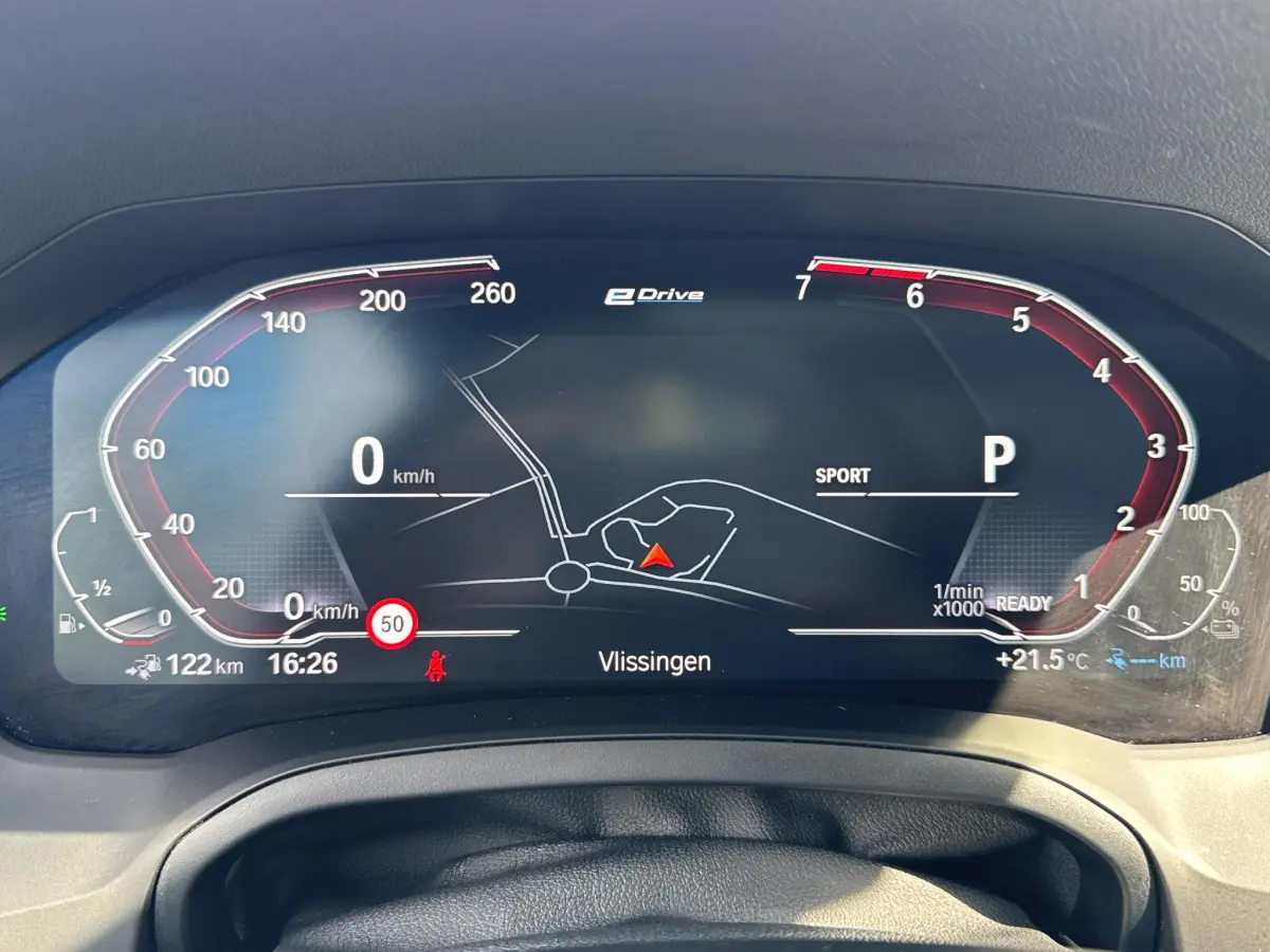 3 Serie Touring 330e Sportline | Panodak | Plug-In Hybrid