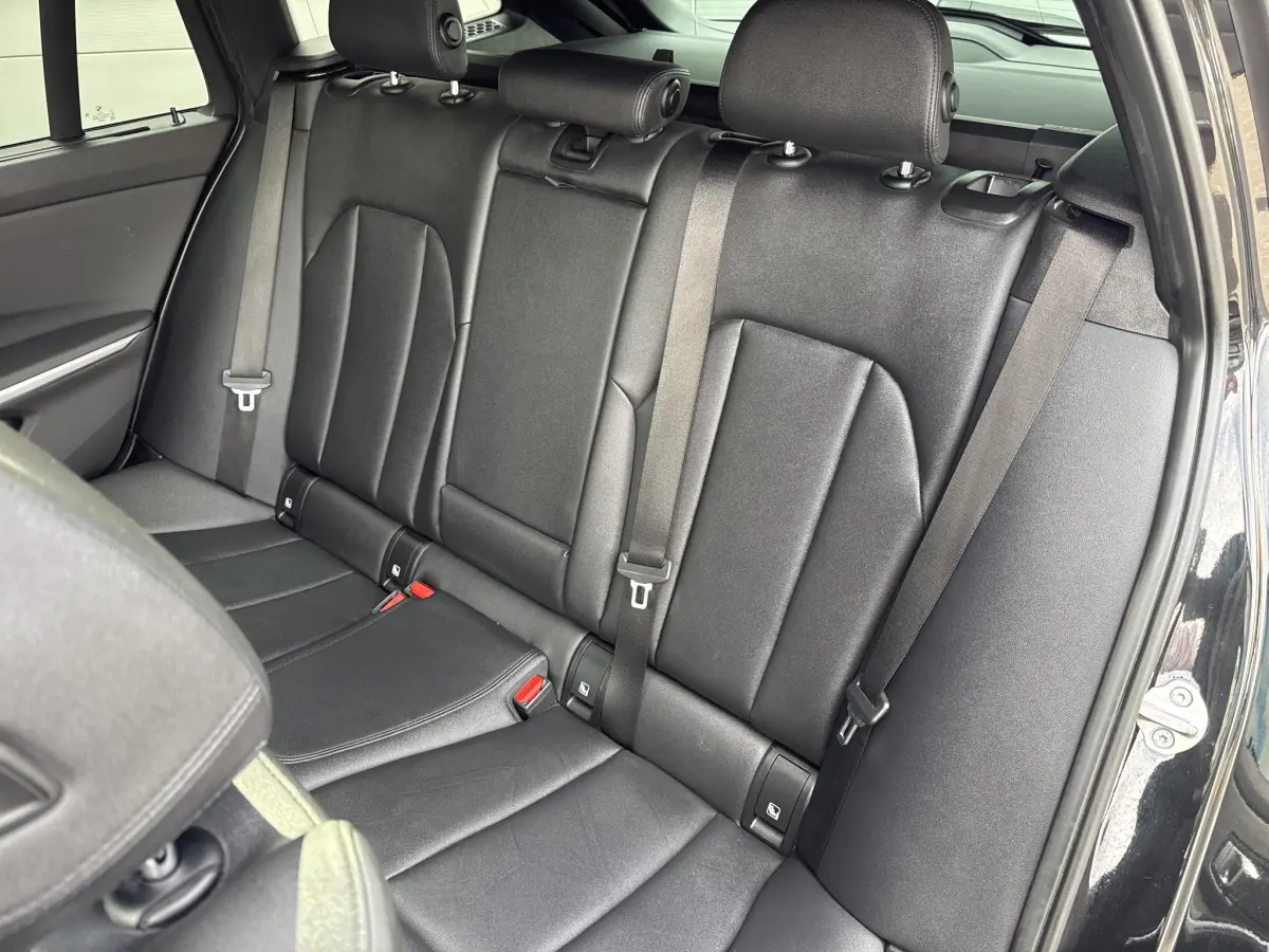 3 Serie Touring 330e Sportline | Panodak | Plug-In Hybrid