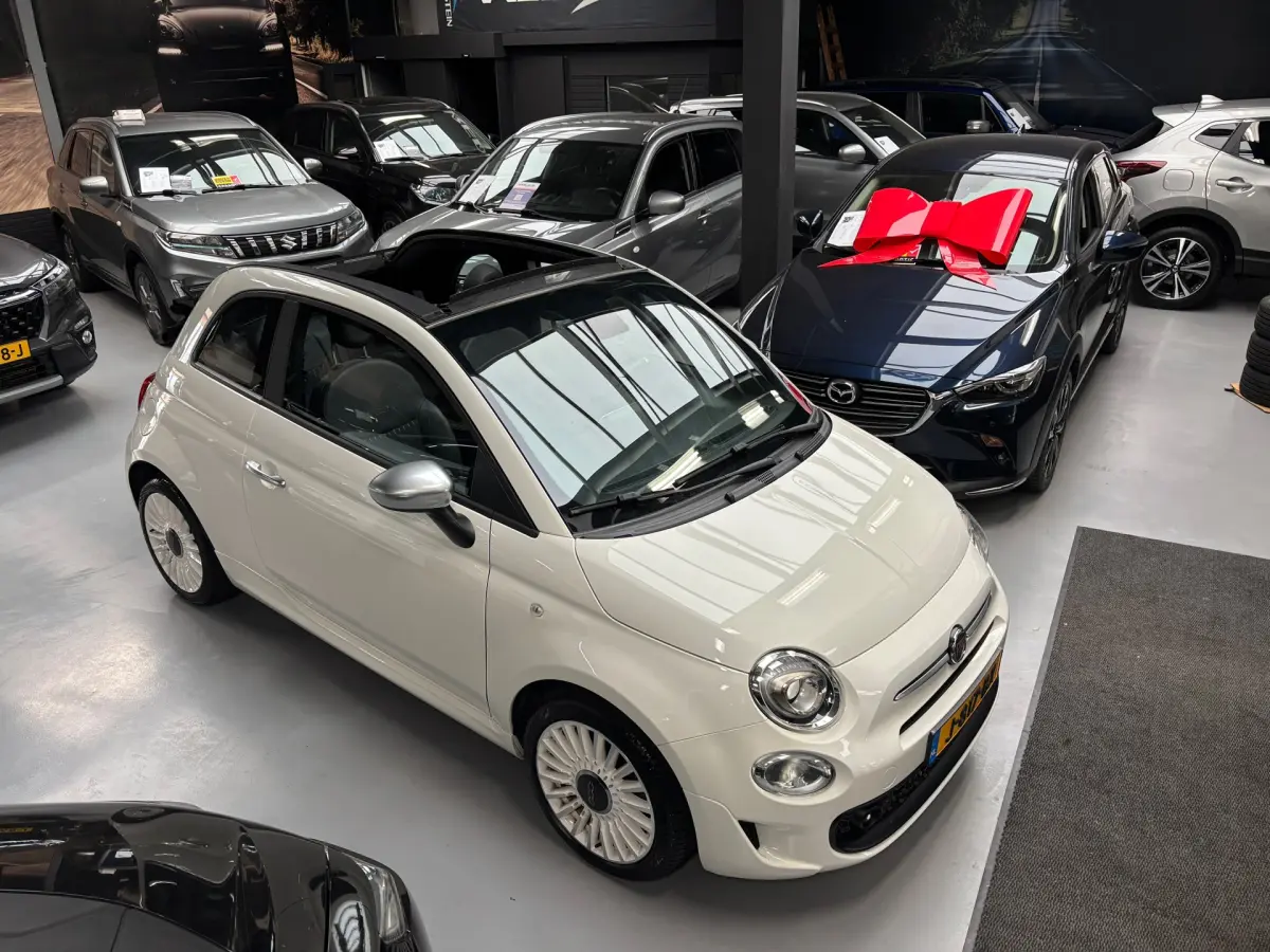 500C 1.0 Hybrid Rockstar / Carplay