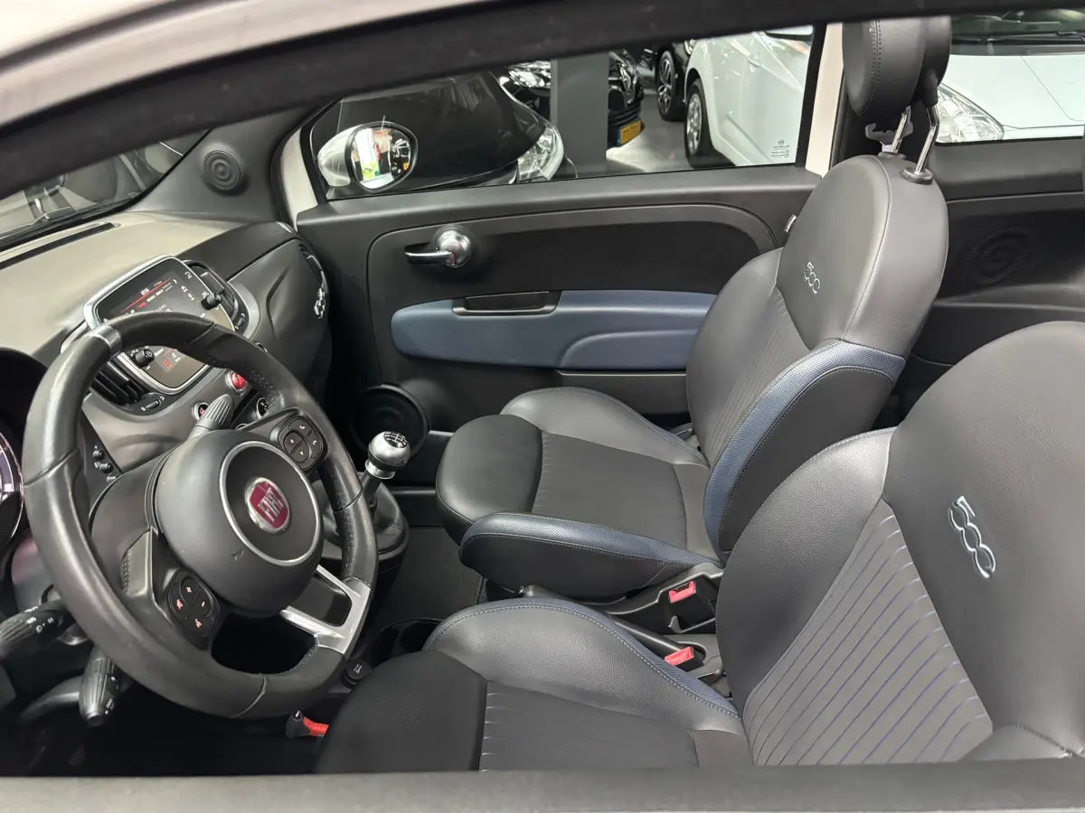 500C 1.0 Hybrid Rockstar / Carplay