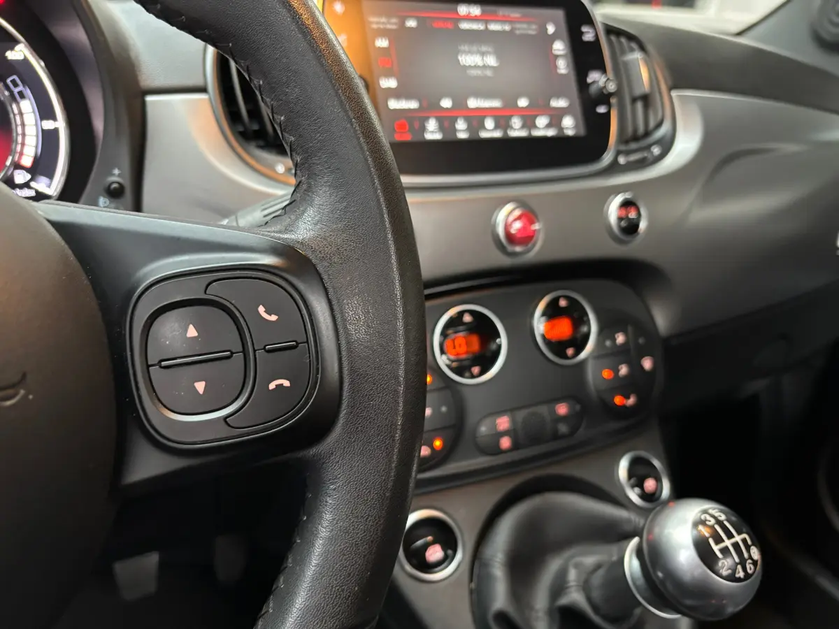 500C 1.0 Hybrid Rockstar / Carplay