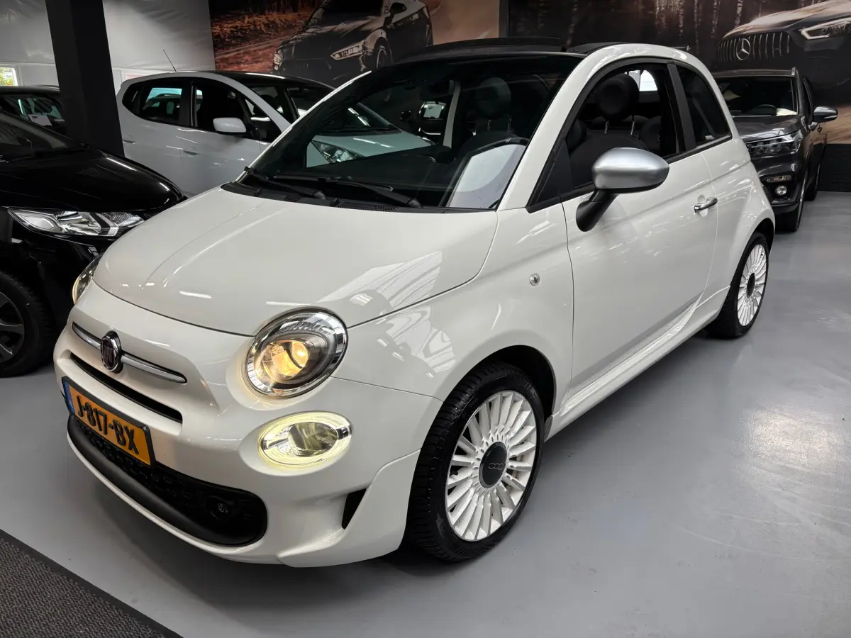 500C 1.0 Hybrid Rockstar / Carplay