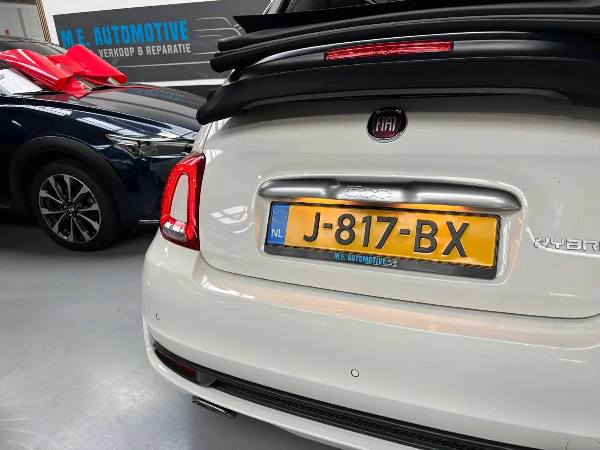 500C 1.0 Hybrid Rockstar / Carplay