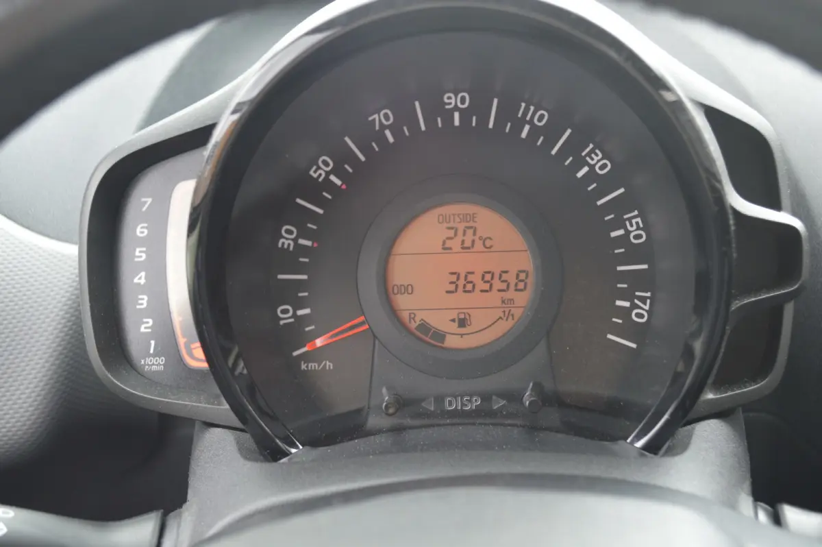 108 1.0 e-VTi Allure / BOVAG RIJKLAARPRIJS