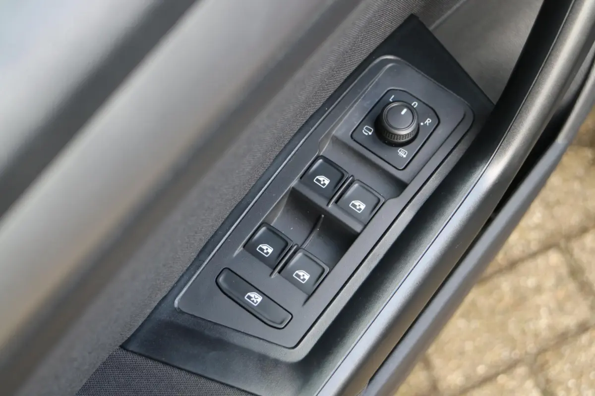 T-Roc 1.0 TSI Style | Carplay | LED | Goed onderhouden! |