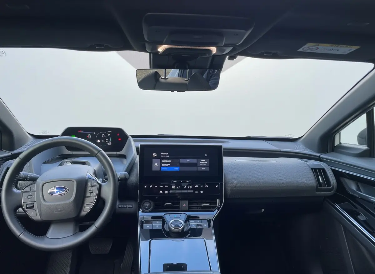 Solterra Sky Package 71 kWh SOH 95,3%, Zeer nette auto, 1e eigenaar