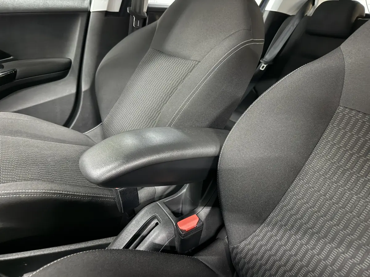208 1.2 PureTech Blue Lease Active // Airco // Cruise