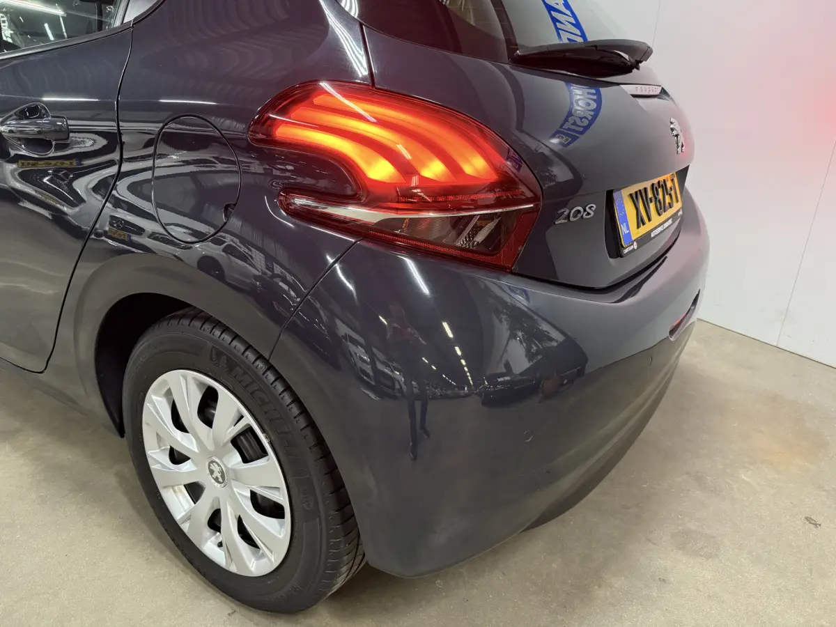 208 1.2 PureTech Blue Lease Active // Airco // Cruise