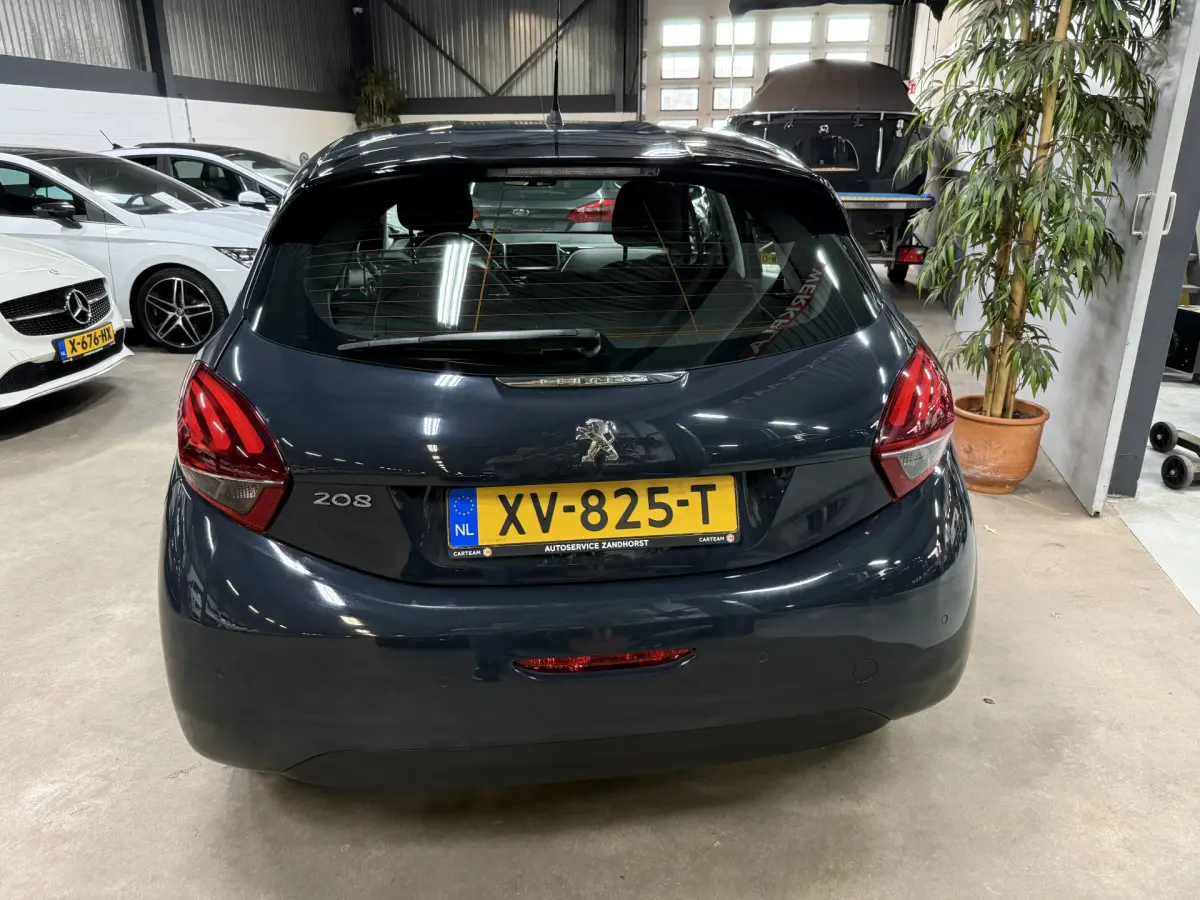 208 1.2 PureTech Blue Lease Active // Airco // Cruise