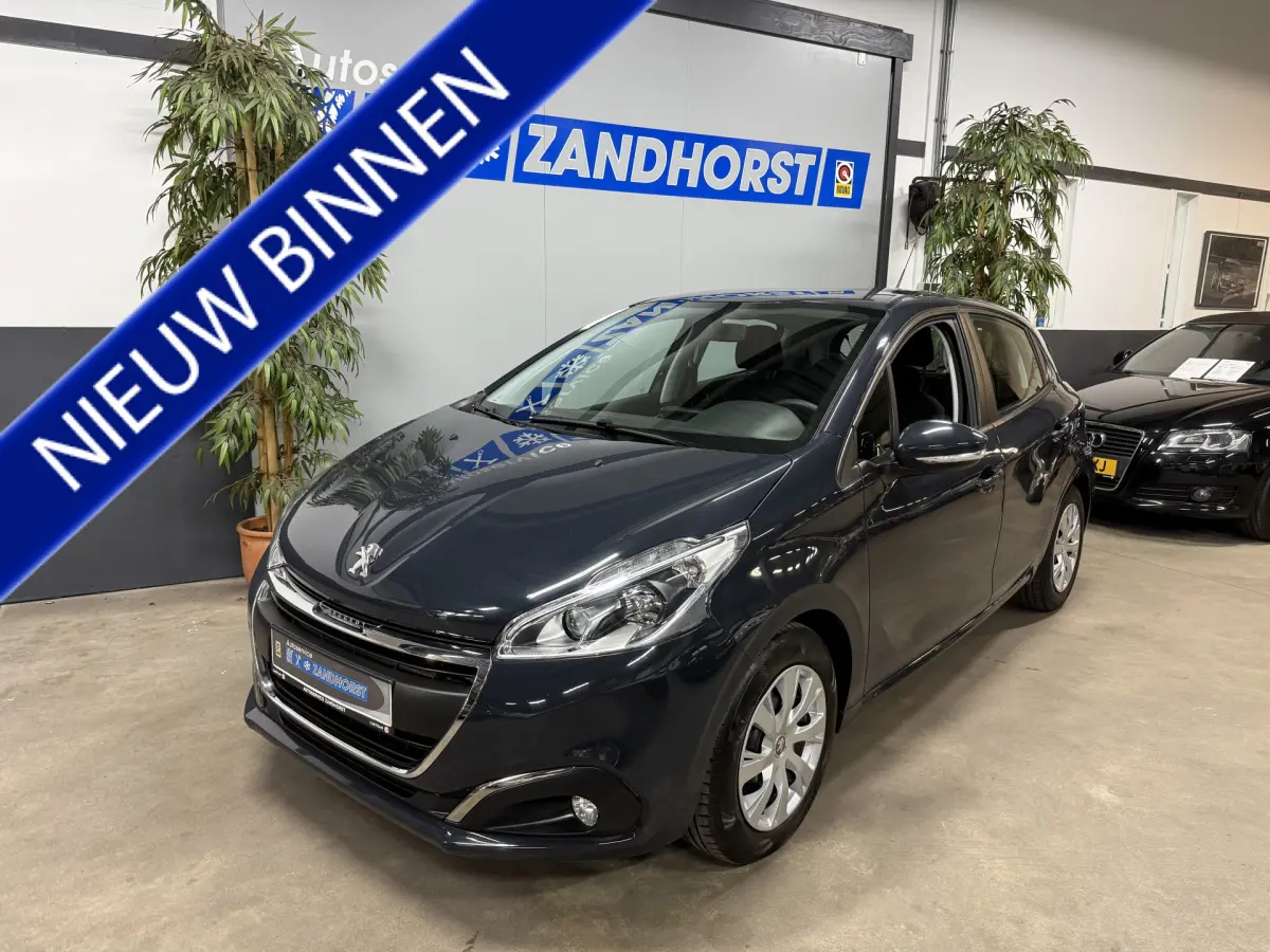 208 1.2 PureTech Blue Lease Active // Airco // Cruise