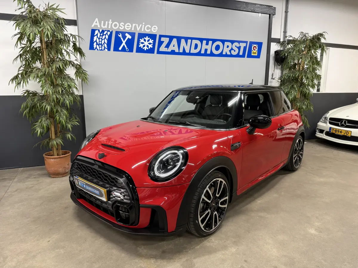 3-Deurs 2.0 Cooper S JCW // Panodak // Camera // Carplay