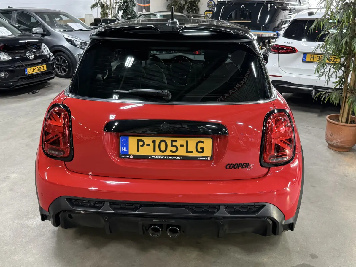 3-Deurs 2.0 Cooper S JCW // Panodak // Camera // Carplay
