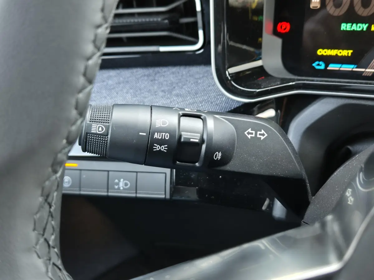 5 comfort range techno 52 kWh Pack Winter, V2G, Navigatie, Apple/Android Auto, Camera